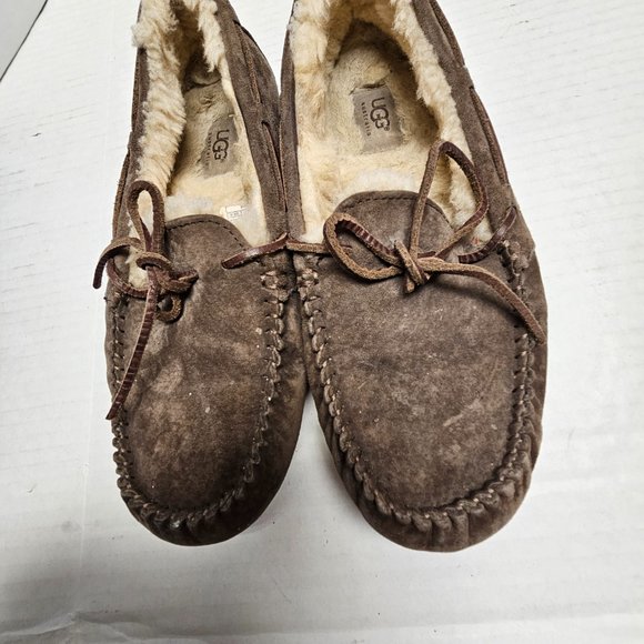 UGG Australia Womens Dakota Suede Sheepskin Moccasin Slip On Brown 5612 9 40 - Picture 11 of 15
